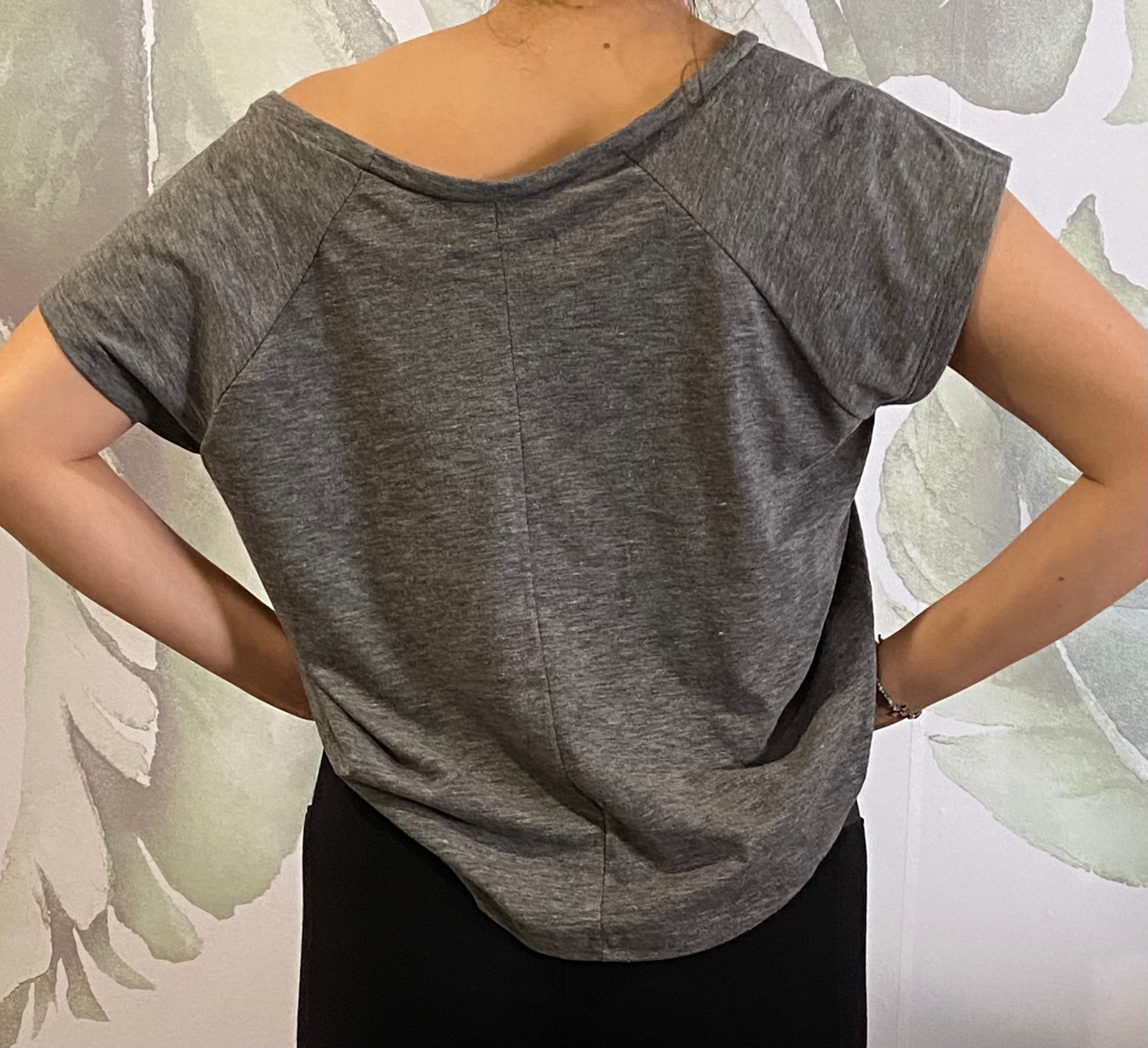 BLUSA MILA GRIS OXFORD BUDA