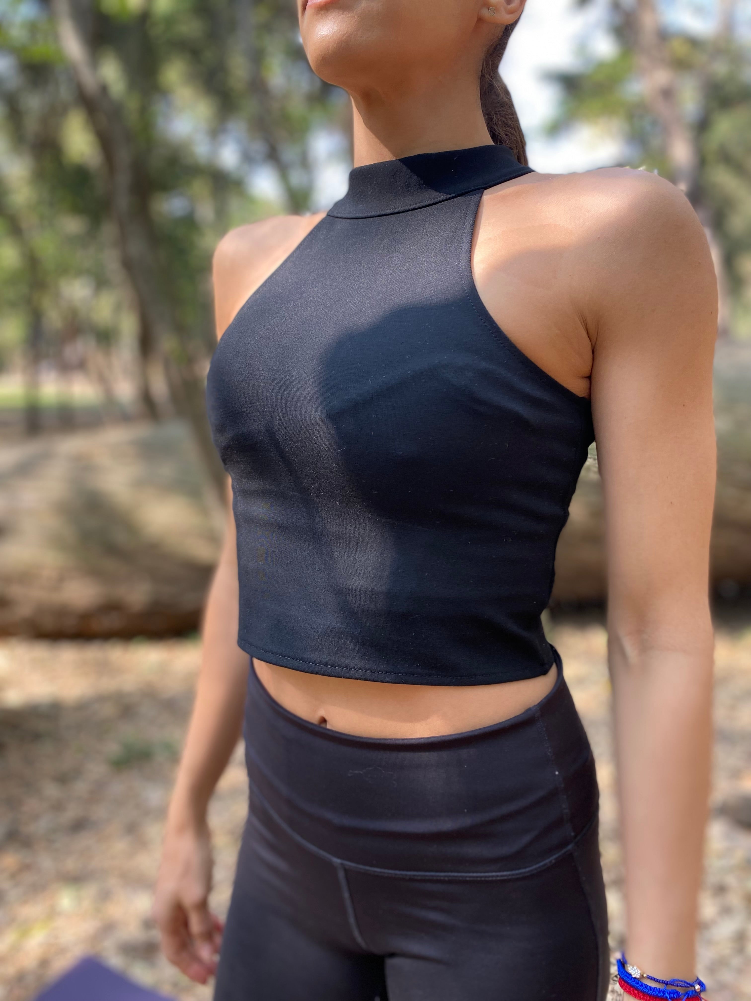 CROP TOP NEGRO HALTER